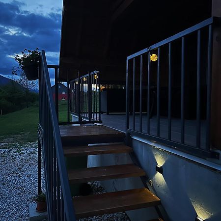 Lake House Beliz リヴノ エクステリア 写真